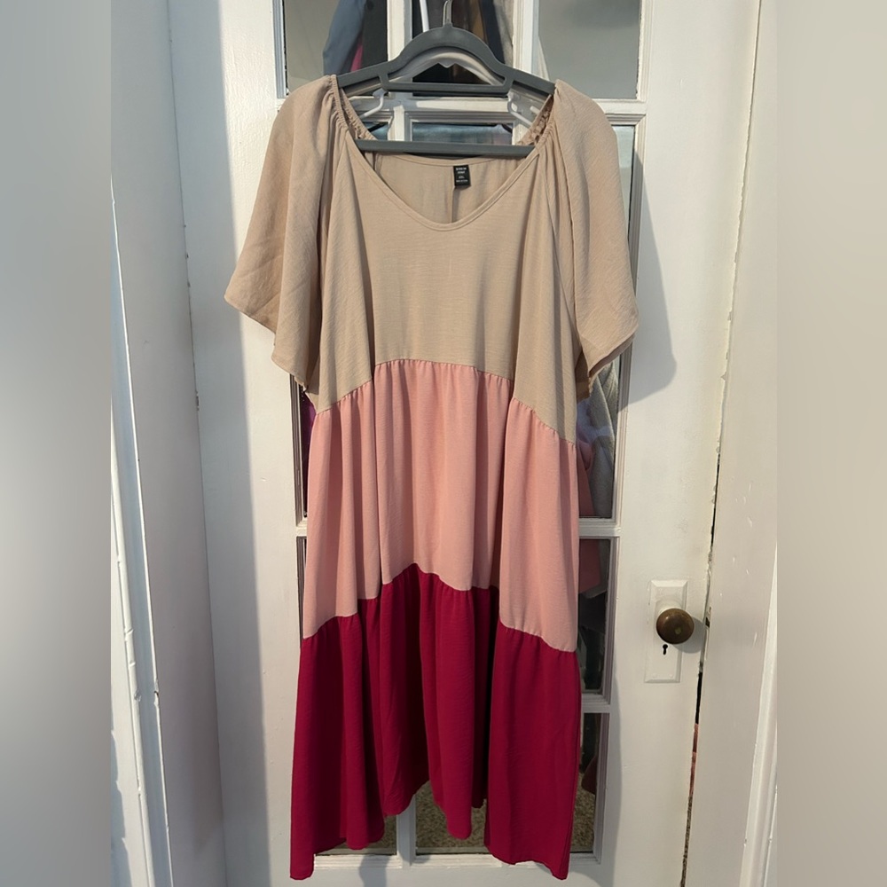 DRESS